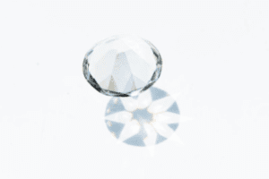 Lab diamonds are perfect as engagement ring centrestones (photo: nightingale)
