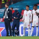 Jadon Sancho and Marcus Rashford of England wait to be substituted (Photo: Getty Images)
