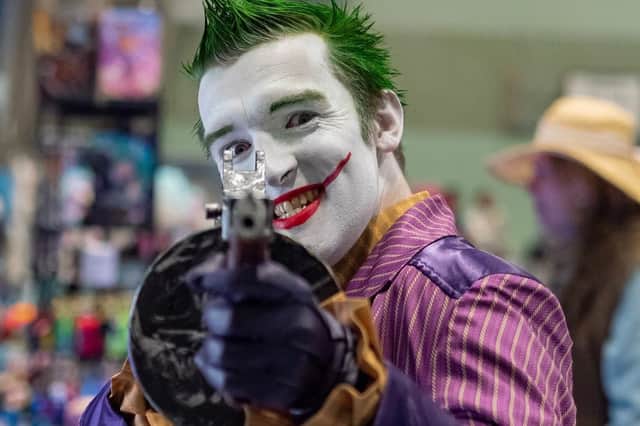 A little chaos, a wicked grin and one seriously awesome Joker cosplay