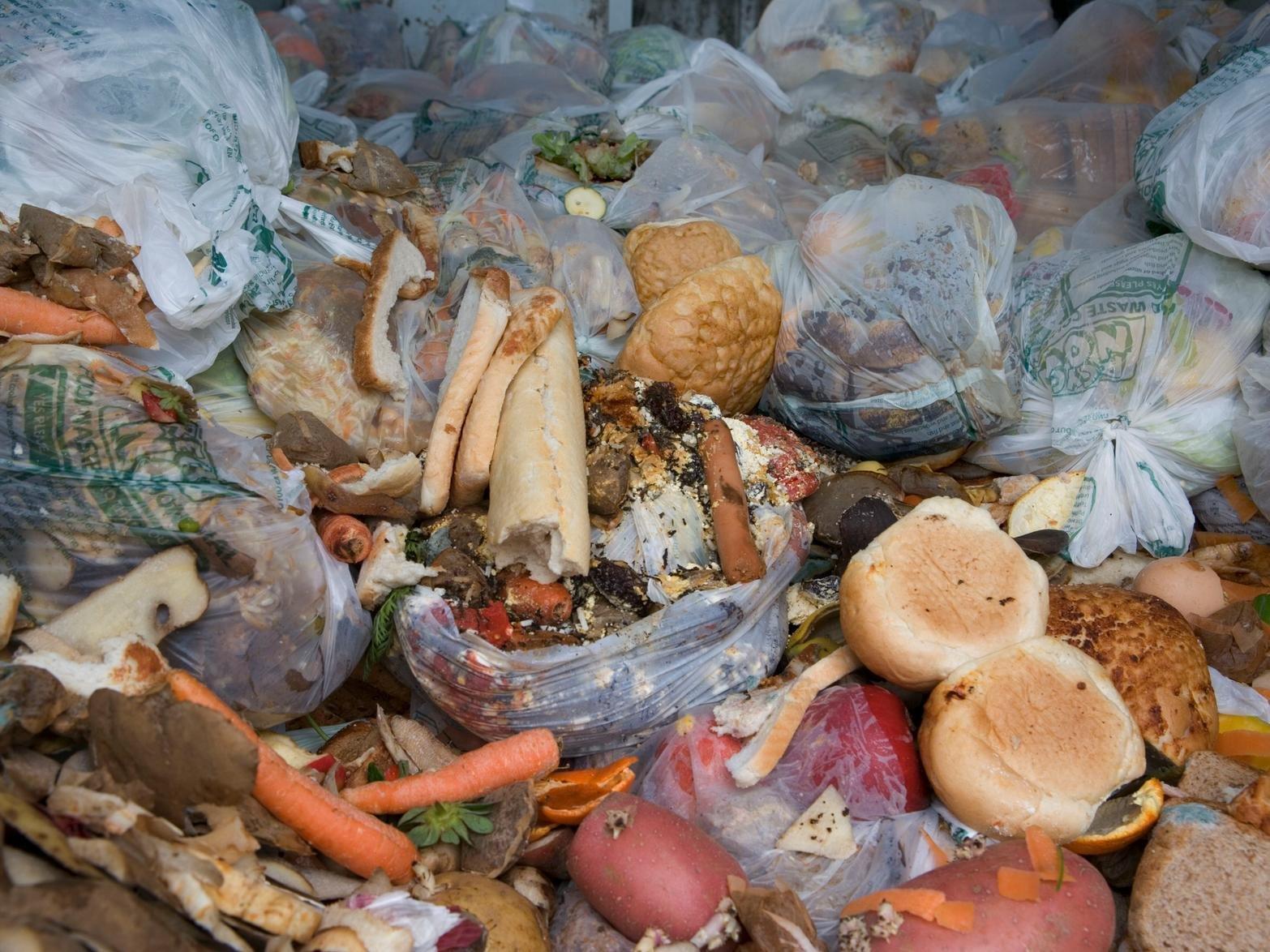 Banbury residents urged to help reduce Christmas food waste mountain