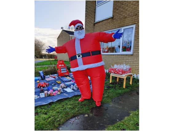 Prabhu Natarajan dressed as Santa and spent six hours on Saturday December 19 dancing and giving away toys and bags of sweets to children in a Banbury neighbourhood.