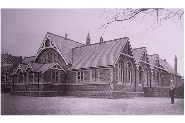 Dashwood School building in Banbury from 1902 (Submitted photo)