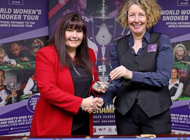 Banbury’s new world champion Tessa Davidson, with World Women’s Snooker President Mandy Fisher (Pictures by Matt Huart)