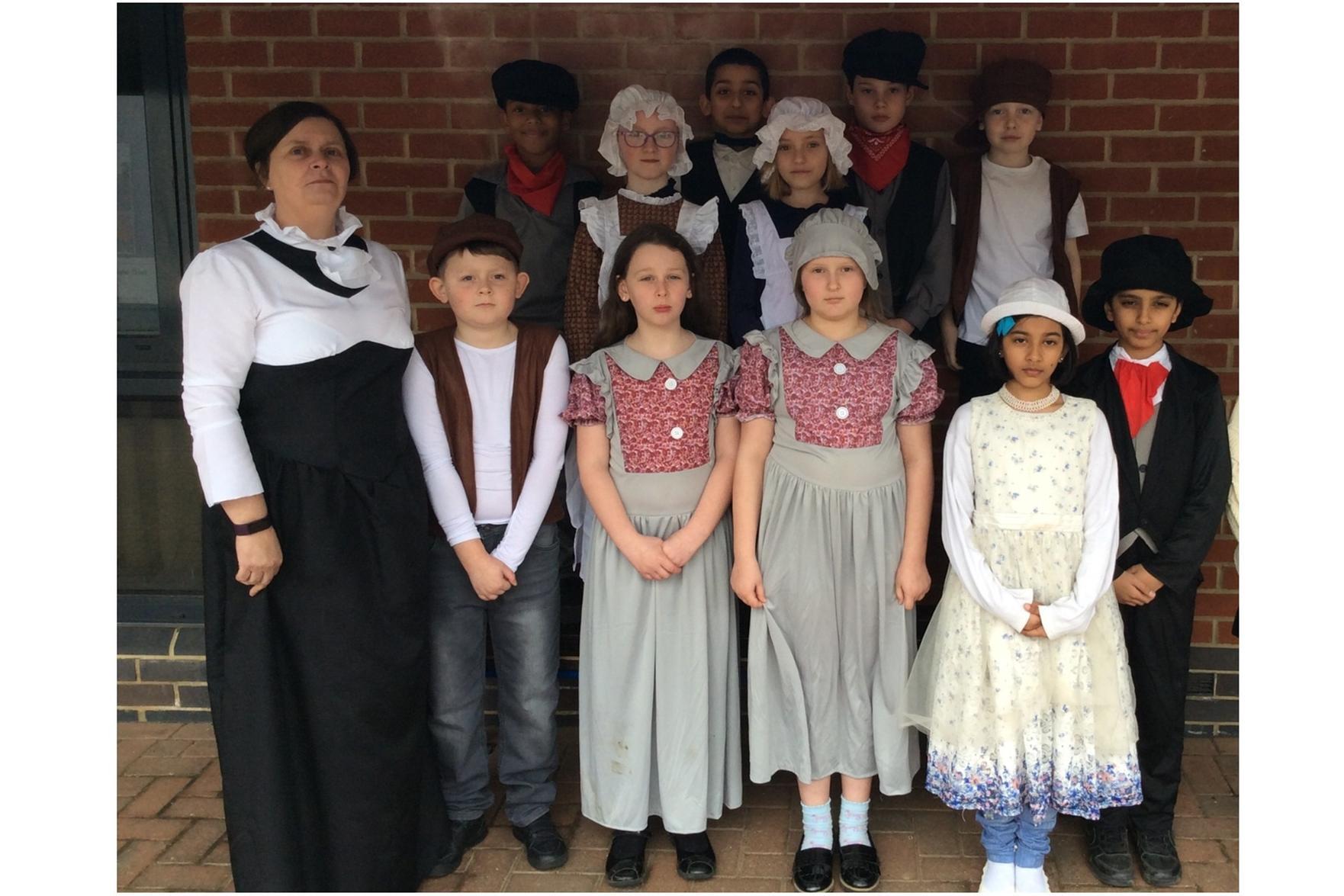 Banbury primary school pupils take part in Victorian Day activities