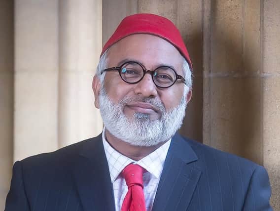 Incoming High Sheriff for Oxfordshire, Imam Monawar Hussain, is inviting award nominations to honour those who have played their part in the battle against Covid-19.