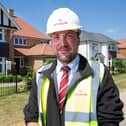 Peter Scheu received an award for excellence in on-site management at Redrow South Midland’s Bloxham Vale, on Bloxham Road, Banbury.