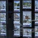 House sales in the Banbury area are taking over four months to reach completion, a property tool indicates