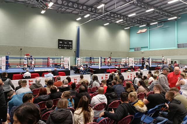 Hundreds gathered at Banbury's Spiceball leisure centre to take in the amateur boxing over the weekend.