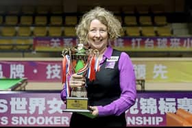 Banbury star snooker player Tessa Davidson has regained the Women's Senior Snooker World Championship.