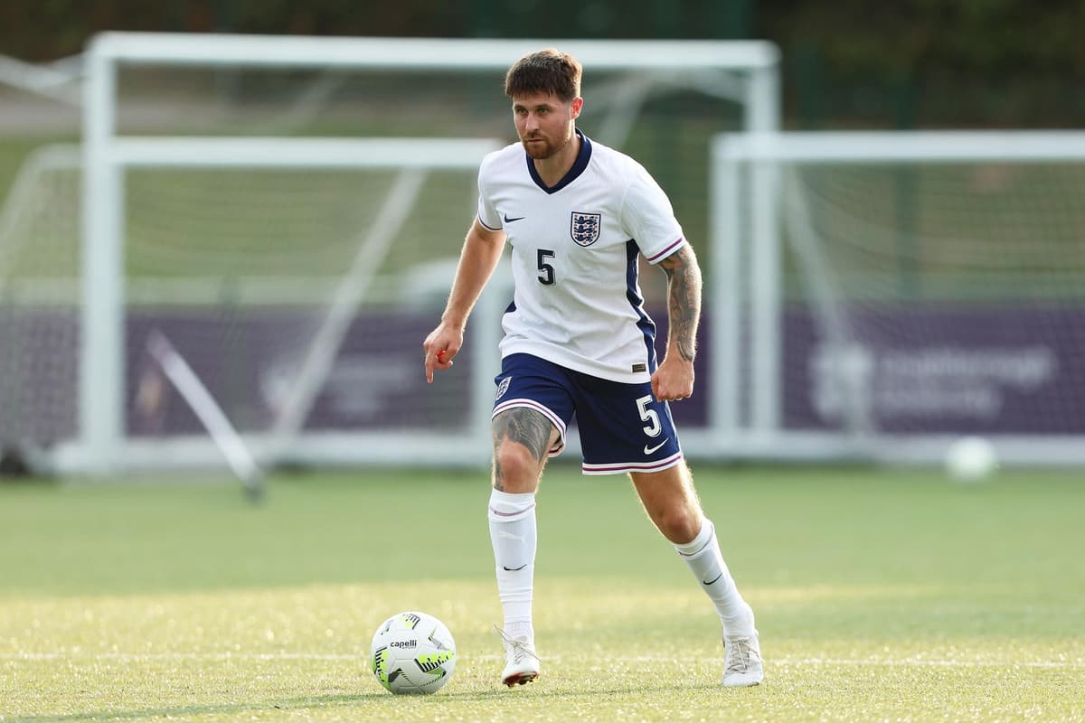 „Eine große Ehre“: Fußballer aus Banbury für die Fußball-Weltmeisterschaft ...