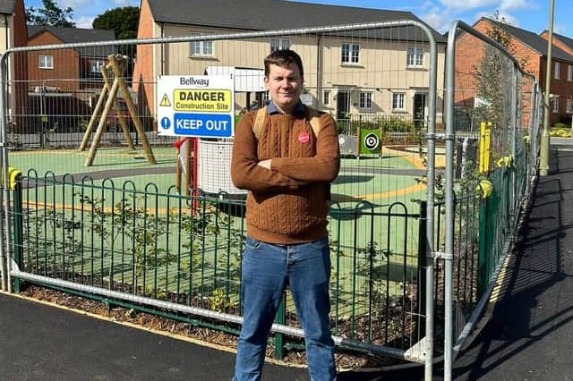 Labour councillor Andrew Crichton blames the council's leadership for the lack of progress in the opening of the park.