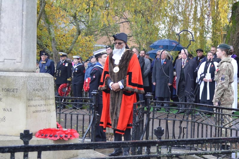More than 50 wreaths were placed on the cenotaph by representatives of military and municipal organisations.