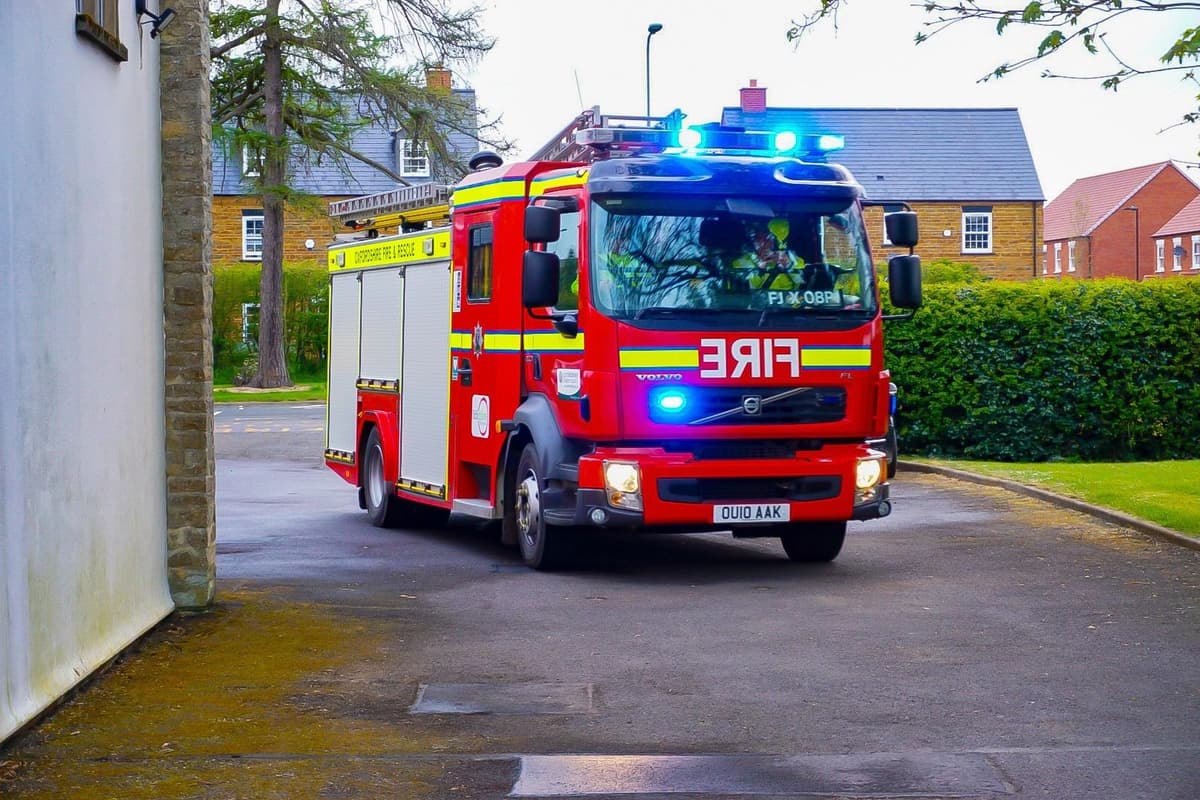 Oxfordshire firefighters sent to help tackle Suffolk heath wildfire