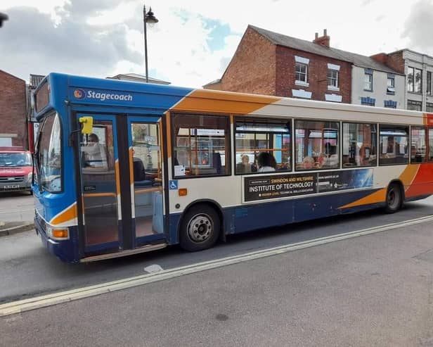 Changes to the 500 Banbury to Brackley bus service are causing chaos for Chenderit school pupils