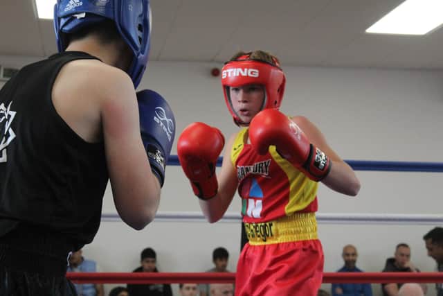 Ethan MacGregor (red) v Chase Jones of Droitwich ABC