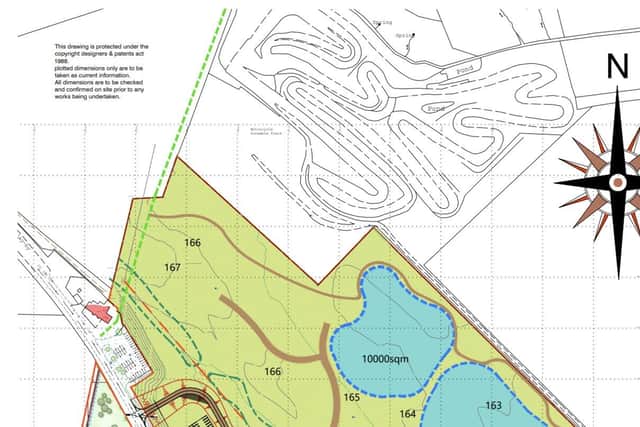 A part of the submission plan showing the proximity of the motocross track and the Indian Queen restaurant (left, in red) with the new access from the A422 Stratford Road
