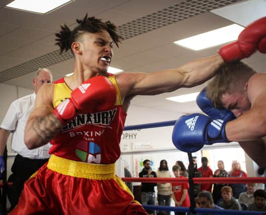 Banbury's Warren Byfield boxing Taylor Bolgiani from Northampton ABC