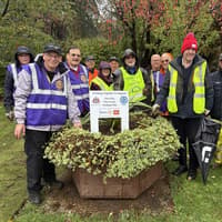 Banbury cemeteries promise dazzling spring display after crocus bulb planting