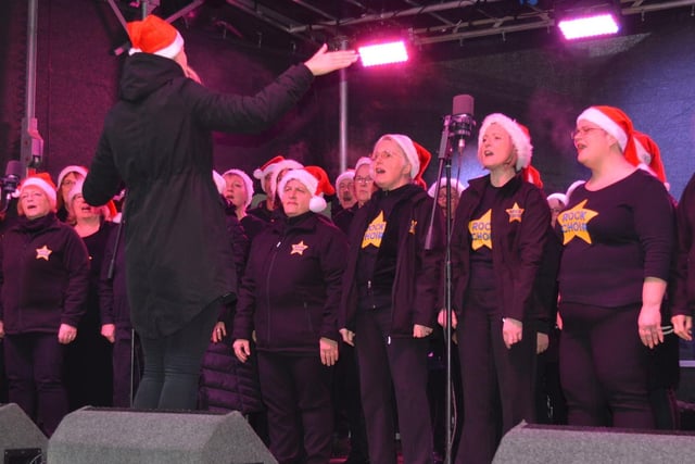 Banbury's Rock Choir got the crowds in the festive spirit with their renditions of pop favourites.