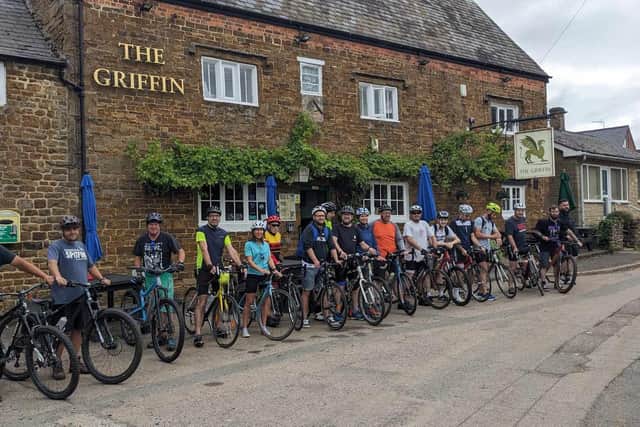 Cyclists who enjoyed a few hours travelling through beautiful countryside raised £3,500 for a Banbury school