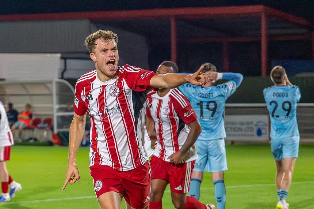 Brackley Town boss Gareth Dean names 'huge potential' player after ...