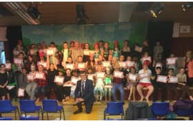 The Year 6's leaving performance of The Wizard of Oz coincided with the headmaster retirement.