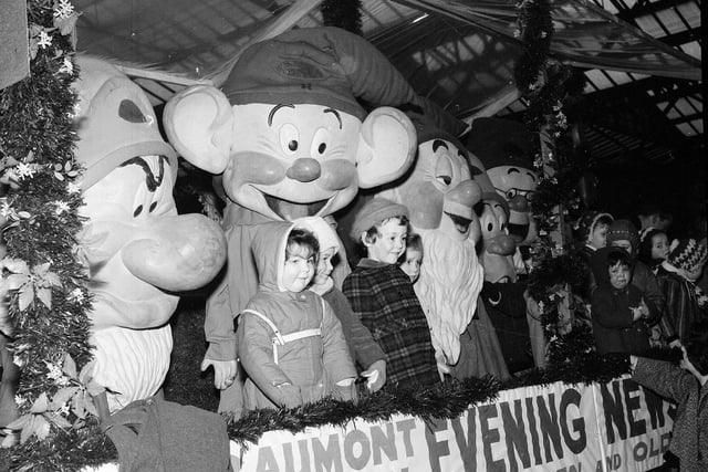 Snow White and the Seven Dwarfs arrival at Waverley Station in December 1964.