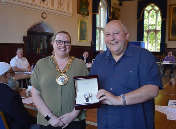 Mark Recchia, who retired in March after 15 years in the job, received an engraved Longines watch as a leaving gift during a presentation at Tuesday’s (June 21) meeting of Banbury Town Council by mayor Jayne Strangwood.