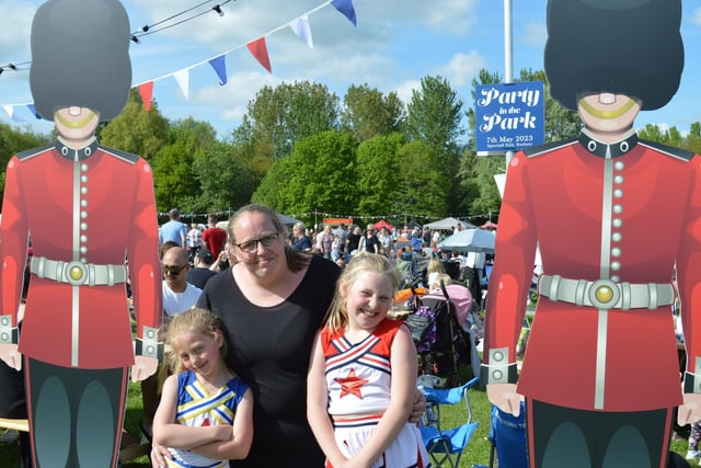 Annabella Smith, Amelia Benfield and Toni Phipps pose with sentries.