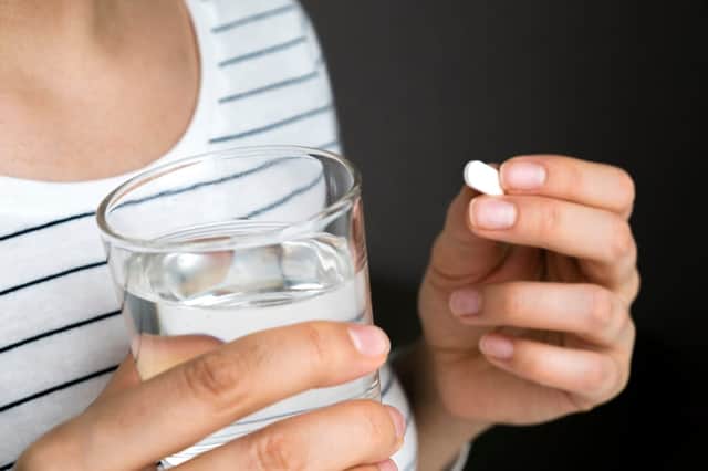 Painkillers, including paracetamol, ibuprofen and aspirin, are commonly taken by people experiencing pain (Photo: Shutterstock)