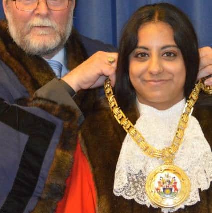 Banbury mayor for 2018/19 Shaida Hussain with her predecessor Colin Clarke. Photo: Banbury Town Council NNL-180905-095044001
