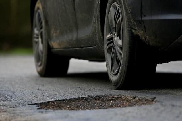 How quickly does Oxfordshire County Council fill in dangerous potholes?