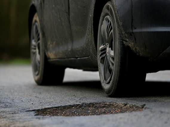 How quickly does Oxfordshire County Council fill in dangerous potholes?