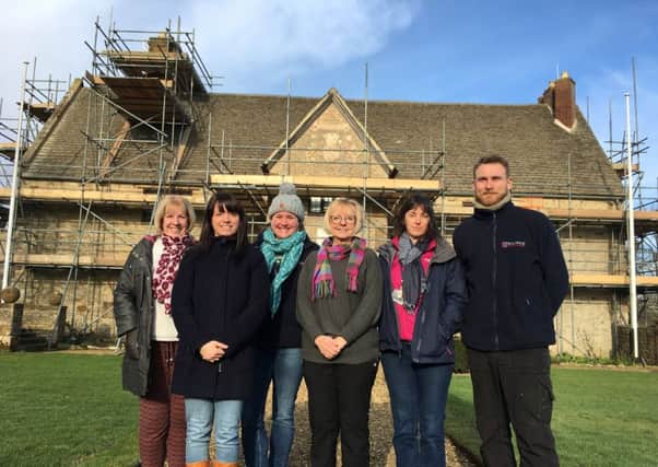 The team at Sulgrave Manor, which is currently being renovated ahead of the 2019 season NNL-190102-121557001