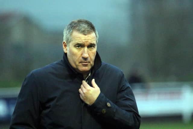 Banbury United manager Mike Ford saw his side's poor run on the road continue at Tamworth