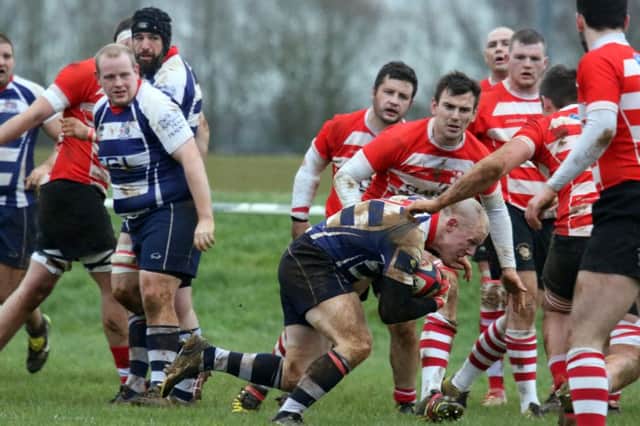 Sean Banister goes for the line during Banbury Bulls 33-0 victory against Earlsdon at Bodicote Park