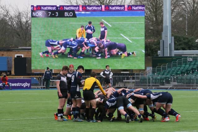 Bloxham School get ready for a scrum in their semi-final clash with Northampton School for Boys at Allianz Park. Picture by Simon Grieve. NNL-160103-164225001