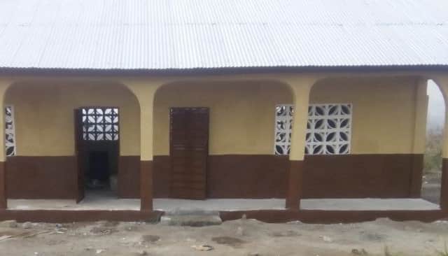 The finished classroom at the Good News Community School in Sierra Leone. NNL-160329-171423001