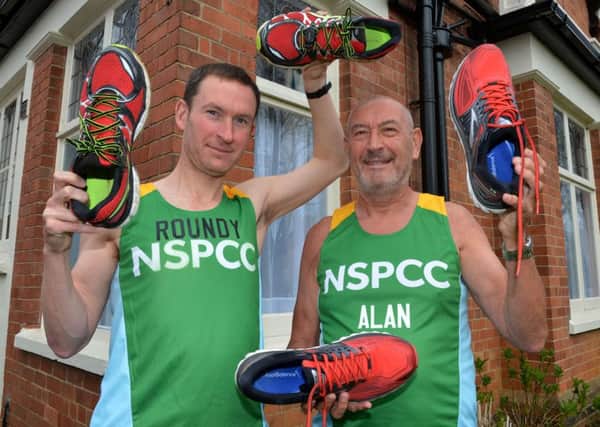 Steve and Alan Round, London Marathon runners from Banbury. NNL-160419-105102009