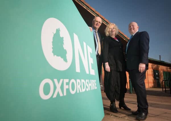 Press conference to launch the One Oxfordshire resctructuring of the various councils within Oxfordshire. West Oxford Community Centre, Botley Road. L-R: Richard Webber, Liz Brighouse and Ian Hudspeth

18th January 2017
Picture: Andrew Walmsley NNL-170118-173657001