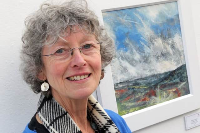 Artist Arabella Kiszely exhibiting her work at the Heseltine Gallery, Chenderit school in Middleton Cheney for the opening of a new exhibition. NNL-171211-172220009